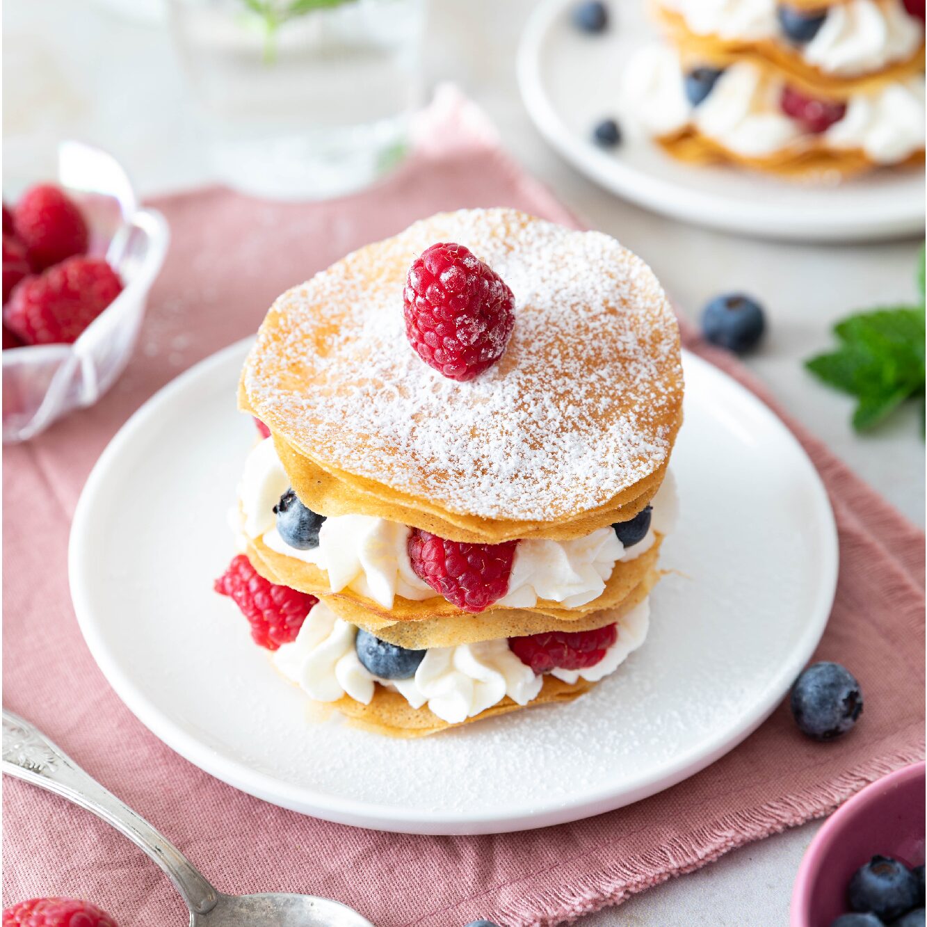 Mille-feuille chantilly fruits rouges