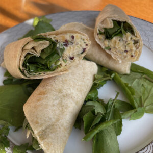 Wraps de pois chiches façon tuna, algues & cresson